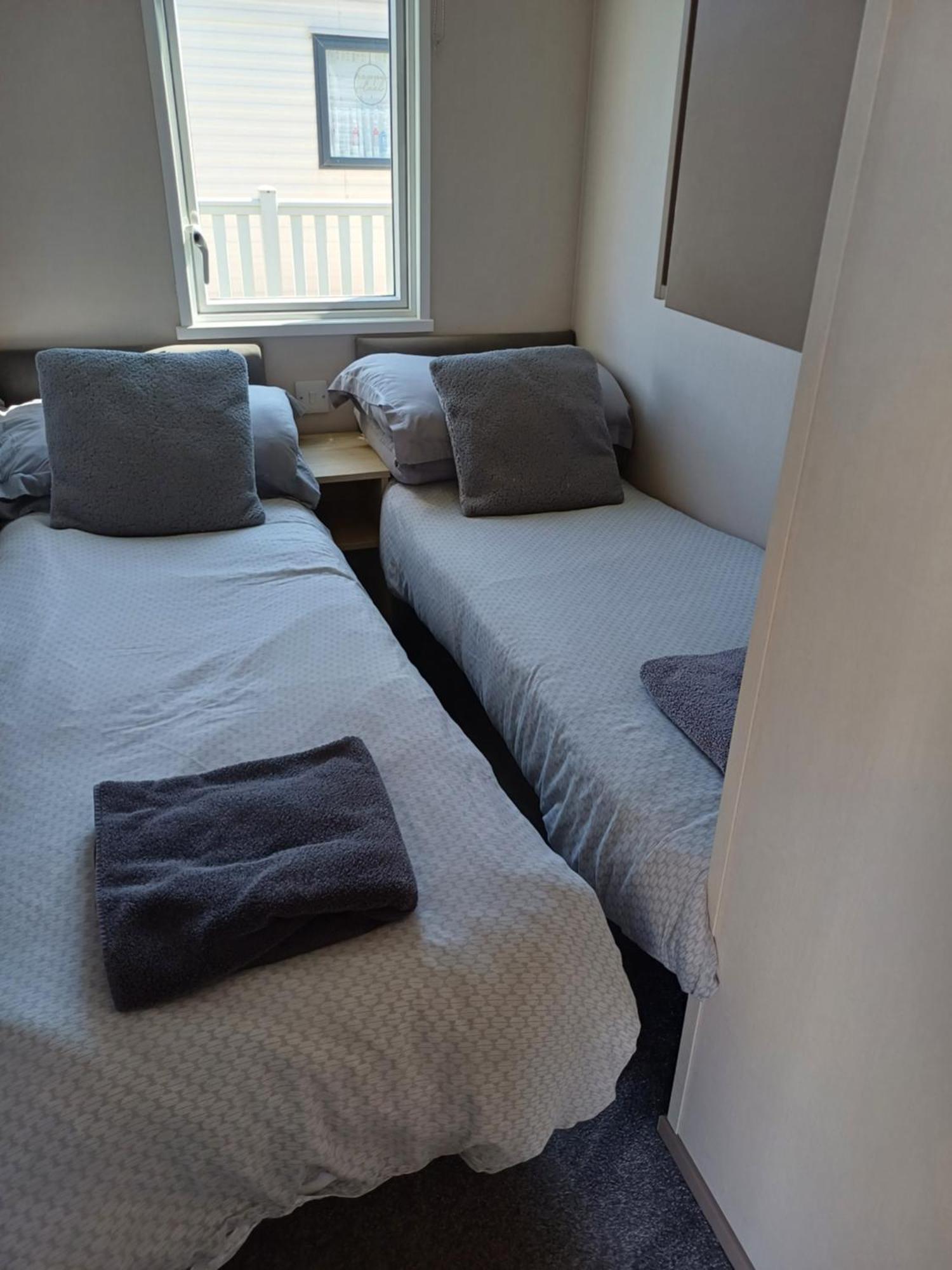 Hoburne Bashley Self-Catering Holiday Home New Milton Exterior photo